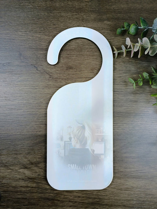 Door hanger Do not disturb sign