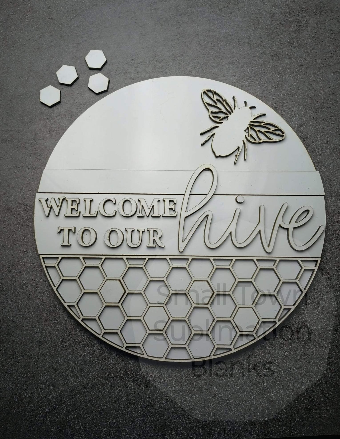 Bee hive round (DIGITAL FILE)