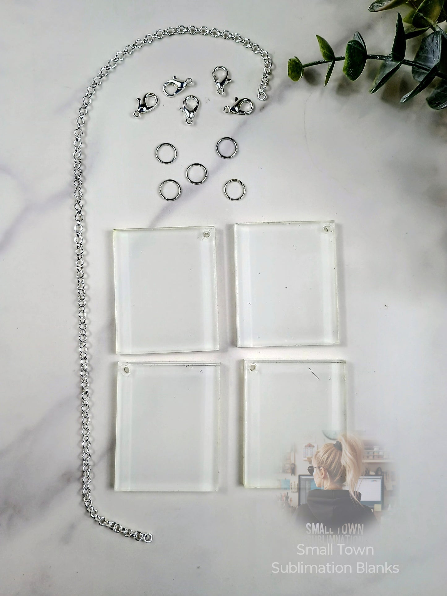 Photo charm and chain car hanger