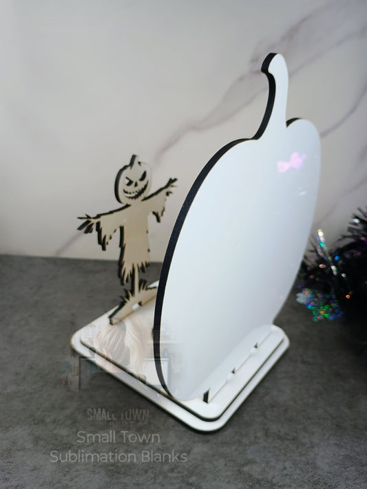 Pumpkin/scarecrow wall reflecting candle holder