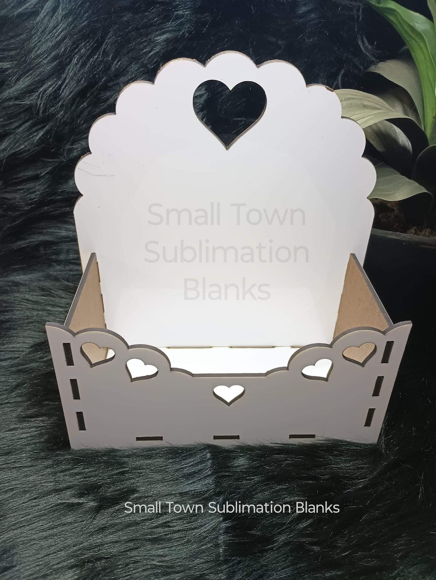 Heart box holder