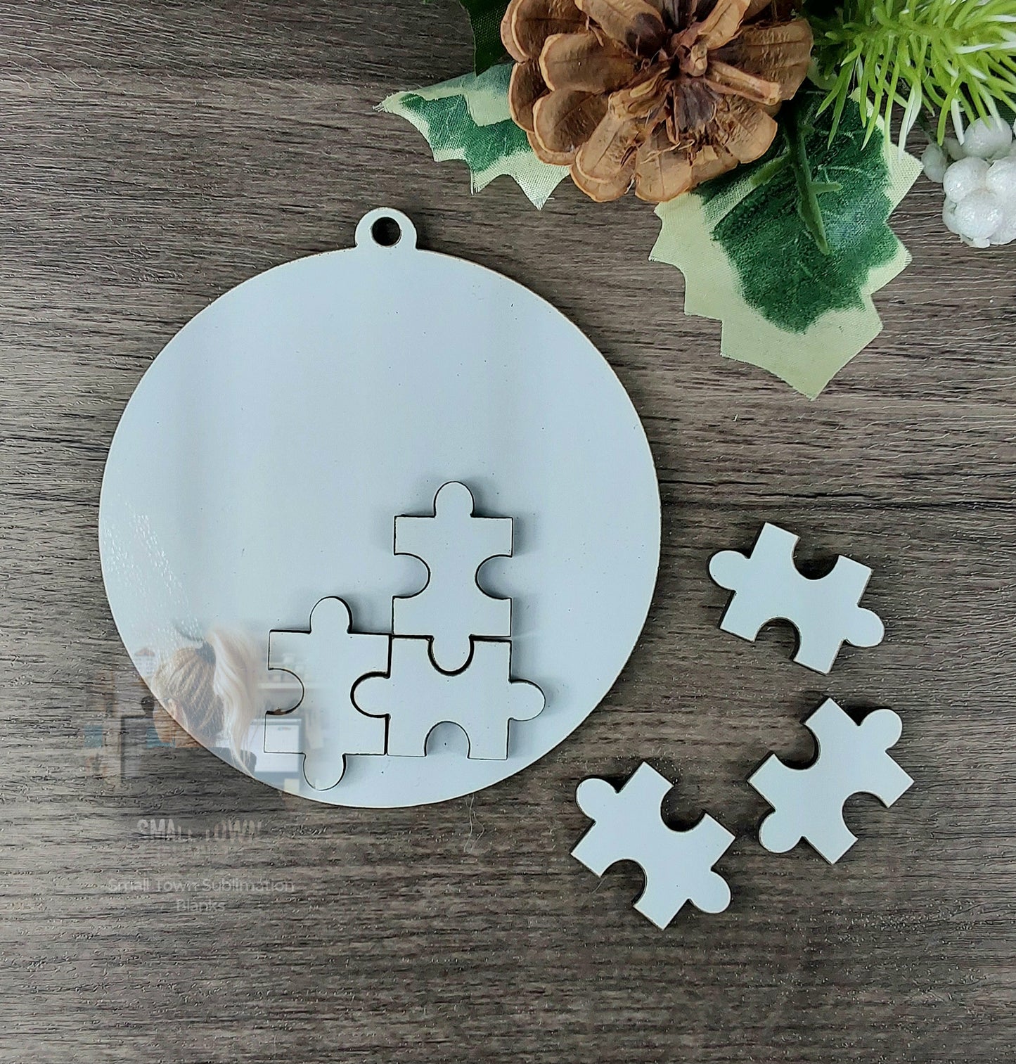 Puzzle ornament