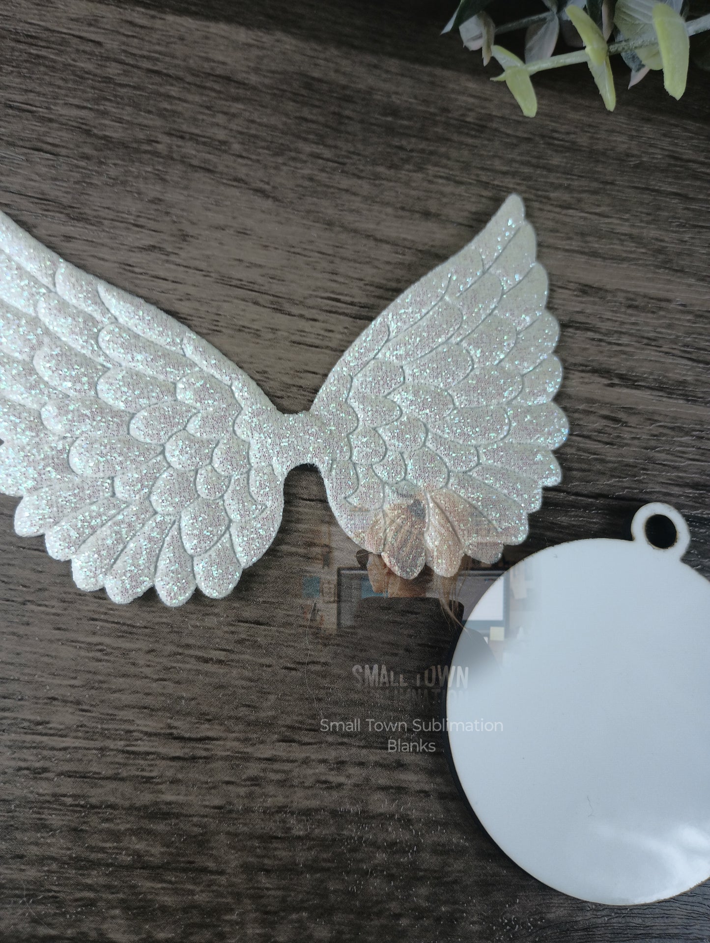 * Angel glitter wing ornament