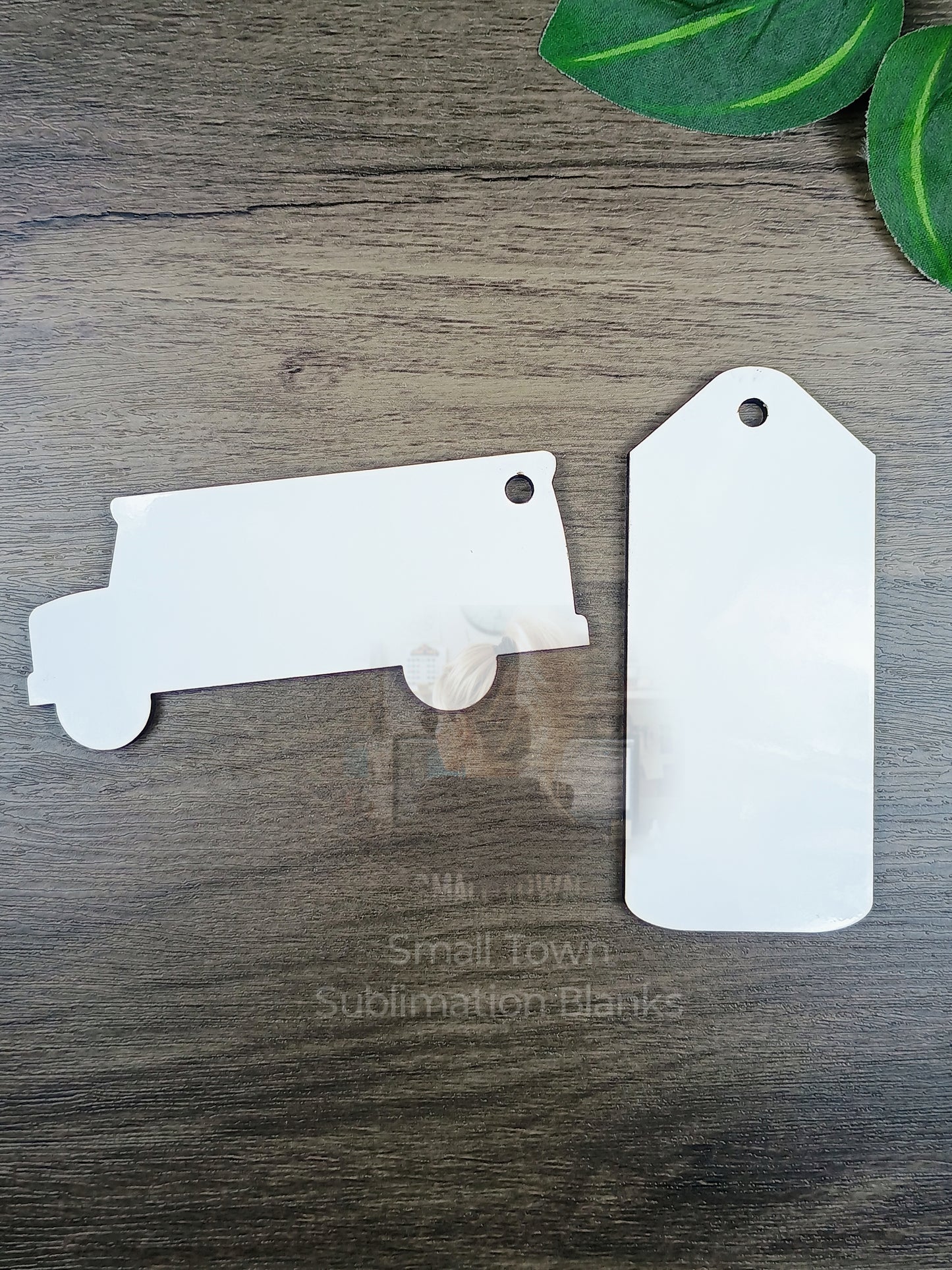 Back to school bag tags, bus and pencil