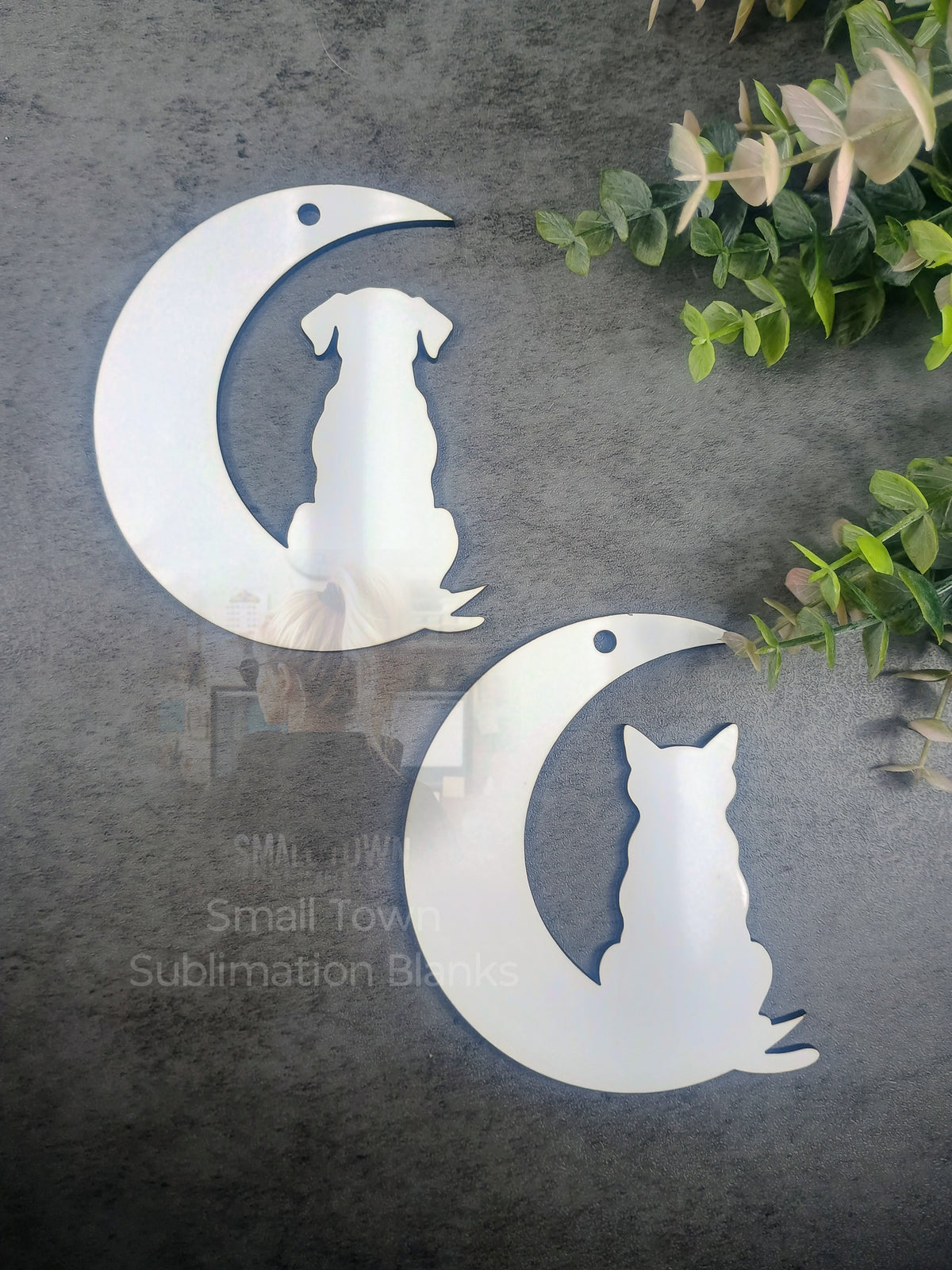Dog or cat ornament. Sublimation blank