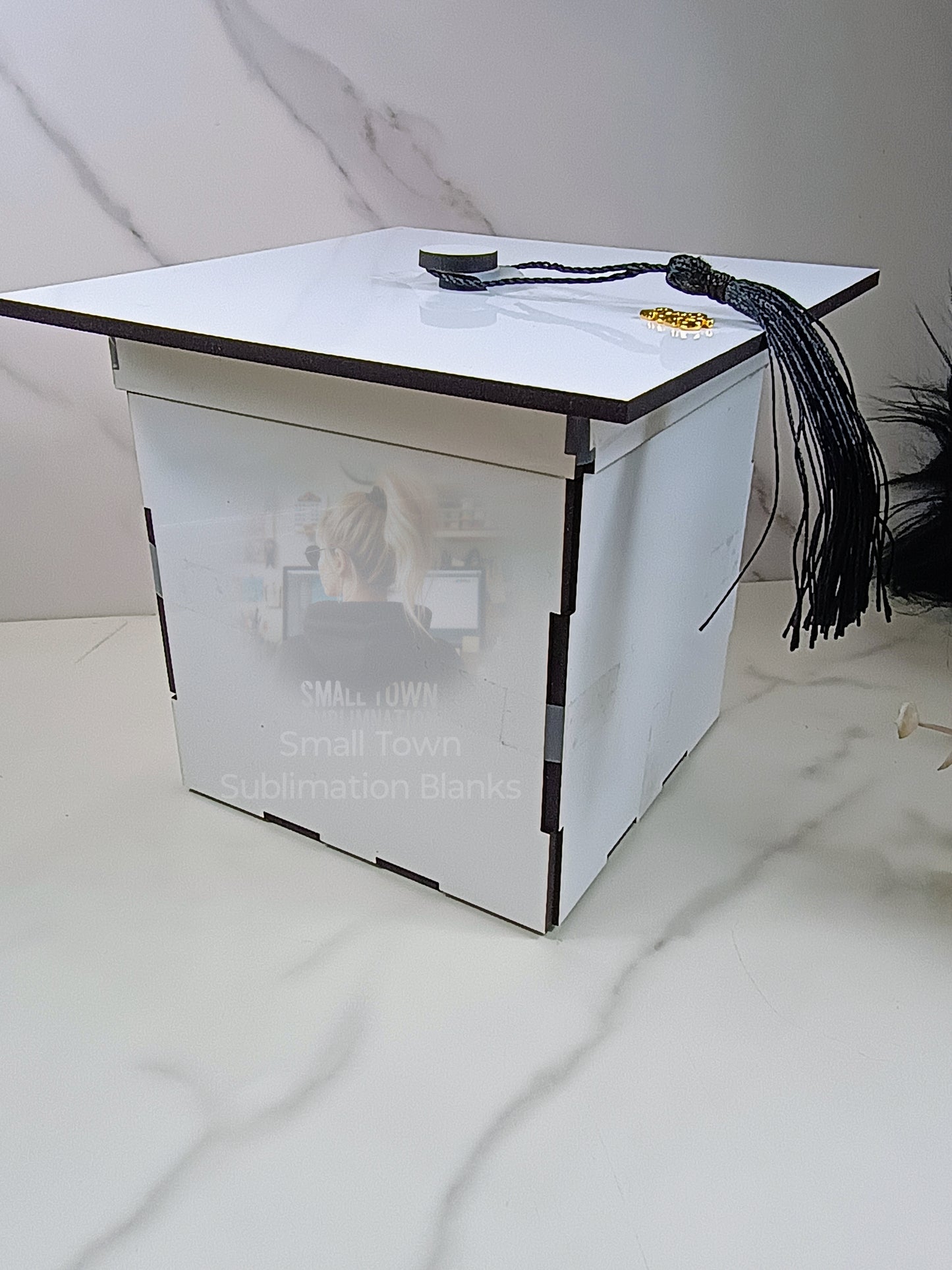 Graduation hat gift box