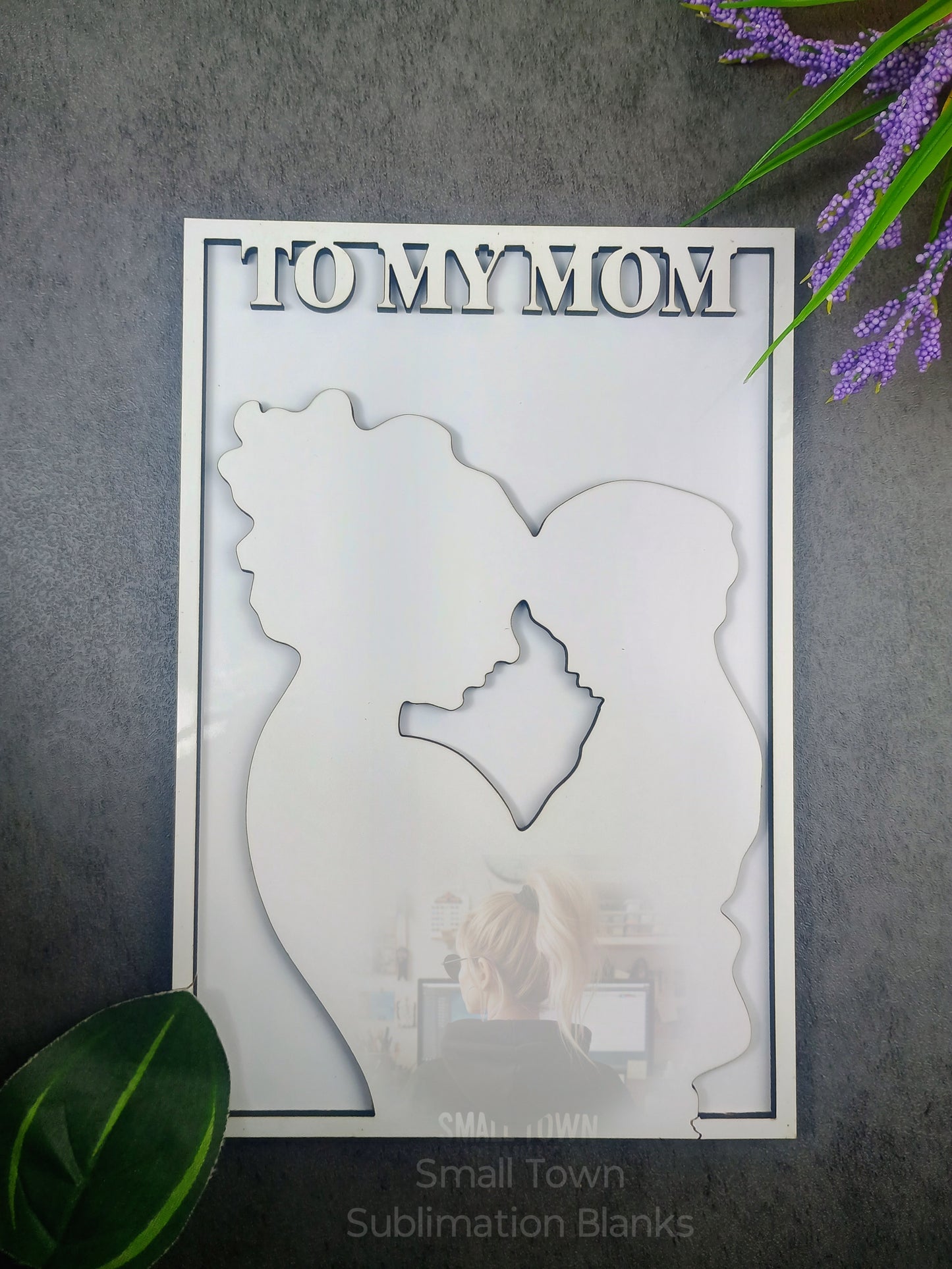 Mom's layered plaque. For boy or girl. Perfect for Mother's Day.