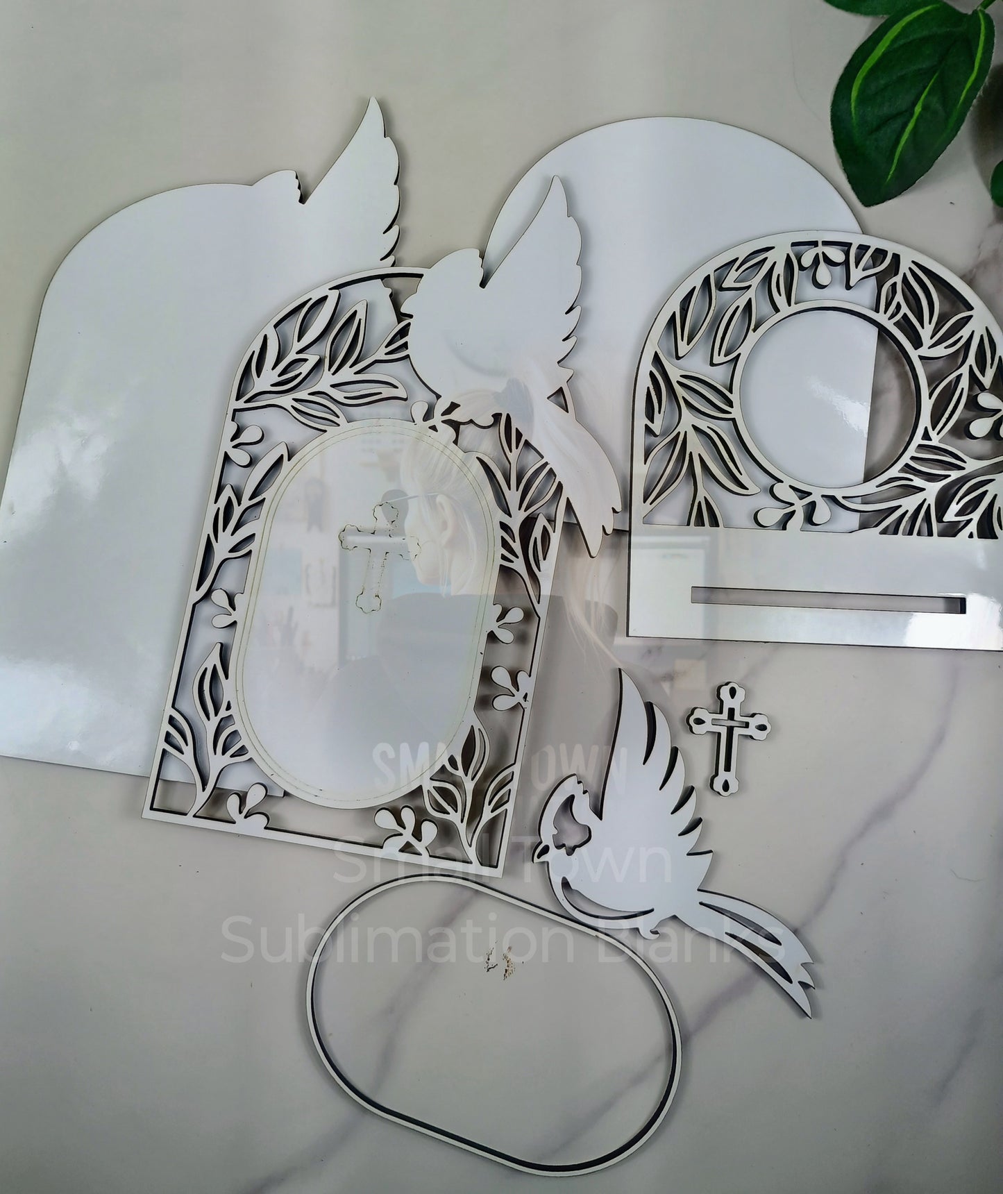 Memorial candle holder