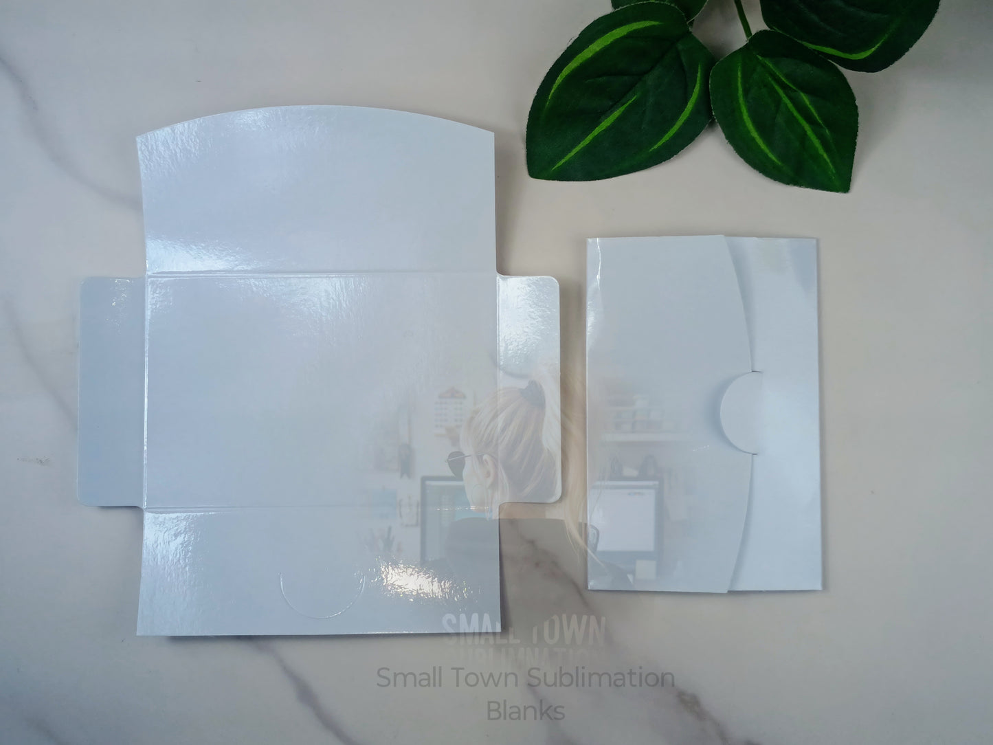 Gift card cardboard envelope