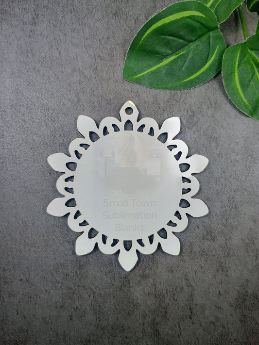 Decorative Christmas tree ornament